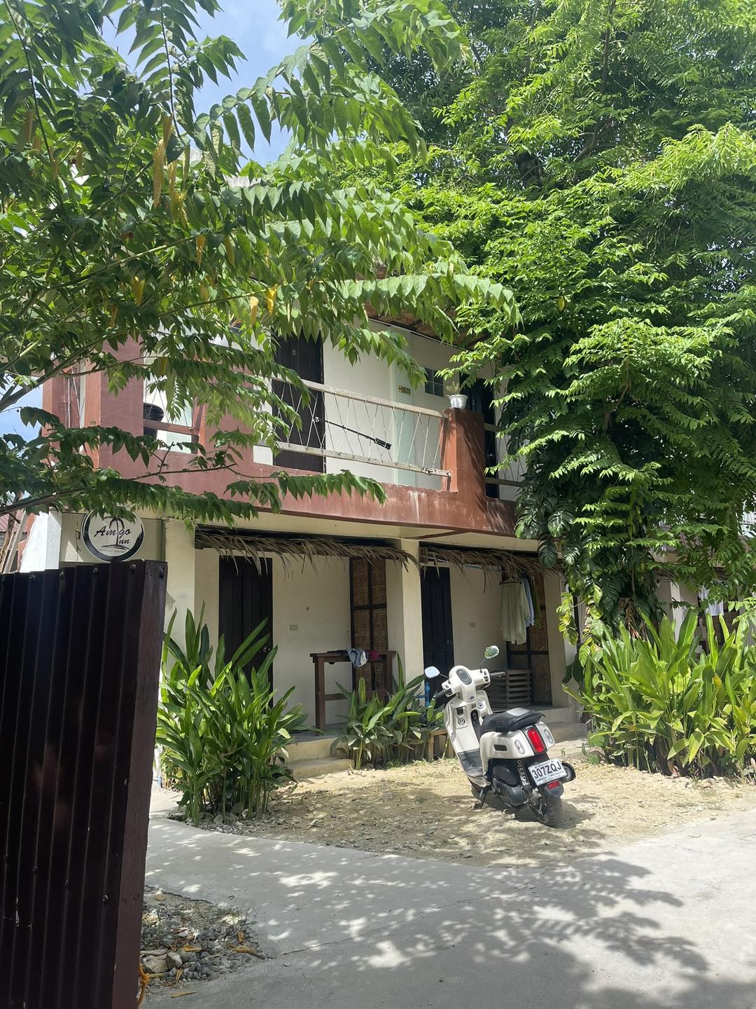 Motor rental photo 4